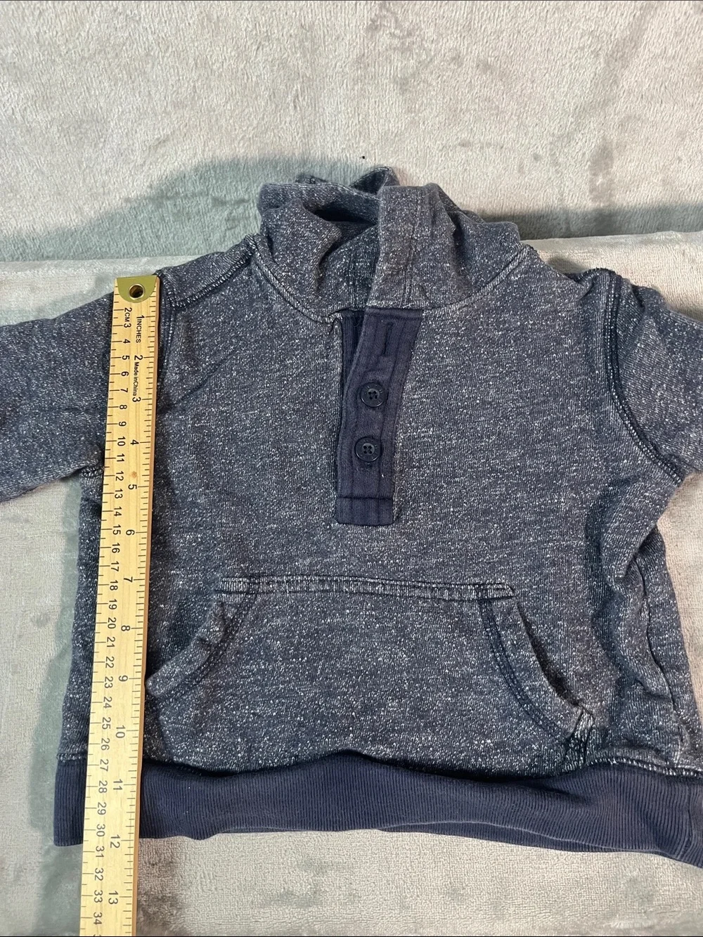 OshKosh B’Gosh Henley Hooded Pullover Boy’s‎ 3T